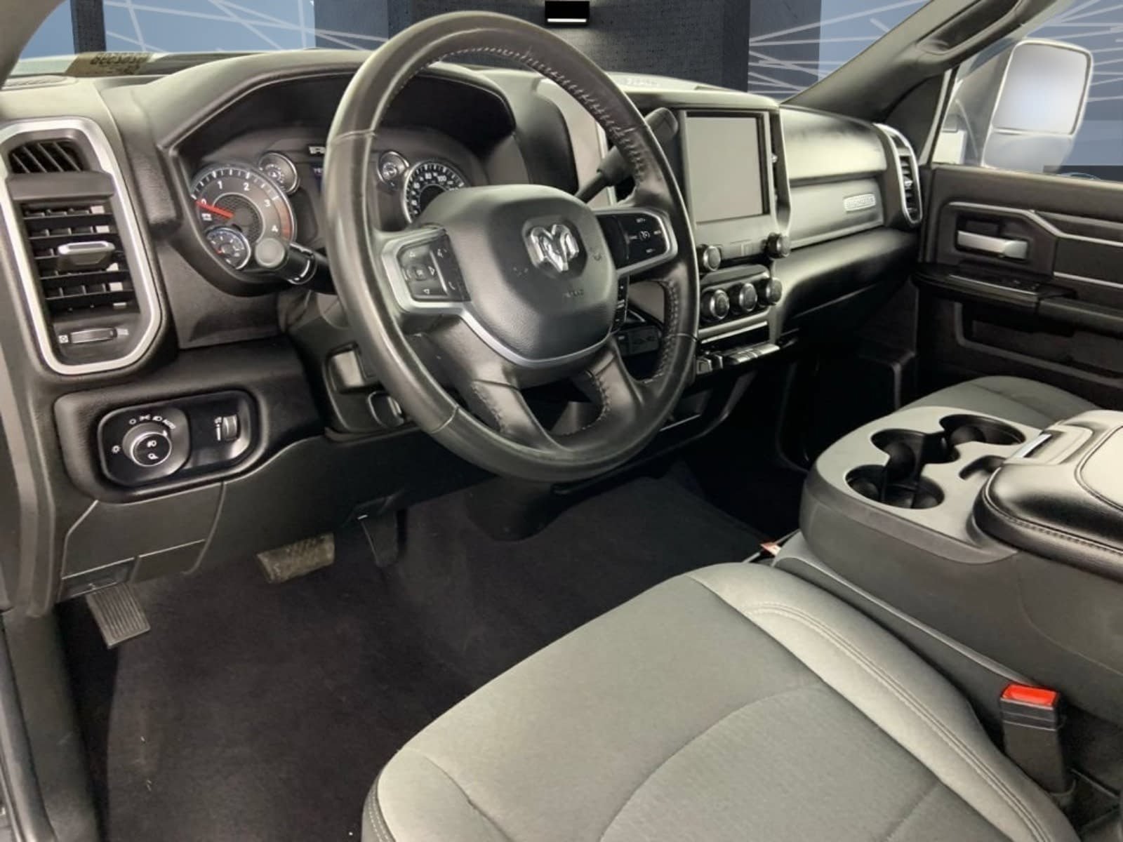 Used 2024 RAM 3500 Big Horn AWD/4WD image 17