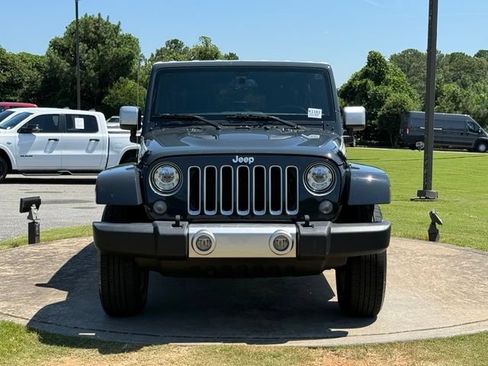 Used 2017 Jeep Wrangler Unlimited Sahara w/ Quick Order Package 24E Chief AWD/4WD image 2