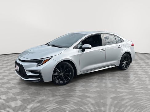 Used 2023 Toyota Corolla SE FWD image 1