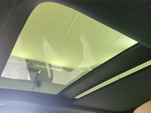 Used 2022 Jeep Grand Cherokee Limited w/ Trailer Tow Group IV image 27