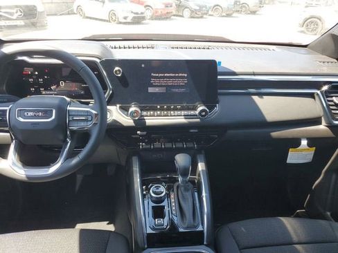 New 2026 GMC Canyon Elevation AWD/4WD image 15