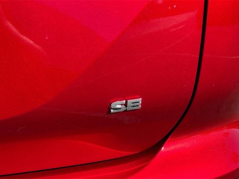 New 2025 Mitsubishi Outlander SE image 27