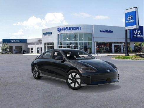 New 2025 Hyundai Ioniq 6 SE image 2