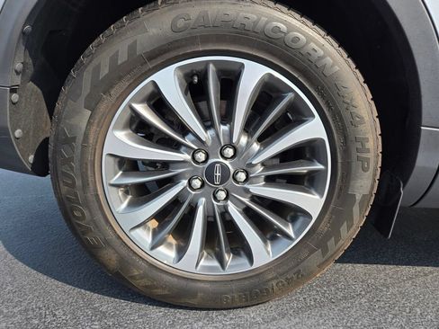 Used 2023 Lincoln Nautilus Reserve w/ Cargo Utility Package FWD image 22
