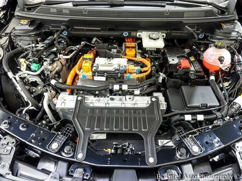 New 2025 Cadillac Optiq Sport 2 w/ LPO, Floor Liner Package image 21