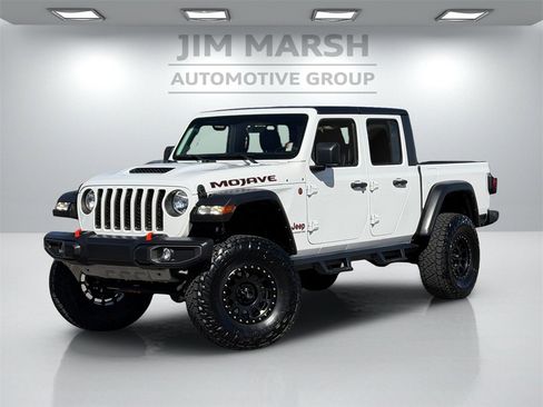 Used 2022 Jeep Gladiator Mojave w/ Cold Weather Group image 2