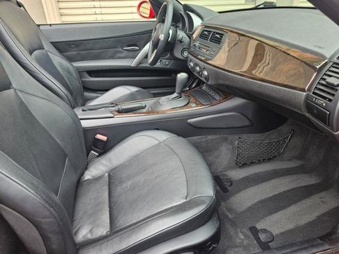 Used 2007 BMW Z4 3.0i image 6