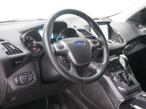 Used 2014 Ford Escape Titanium w/ Equipment Group 401A FWD image 10