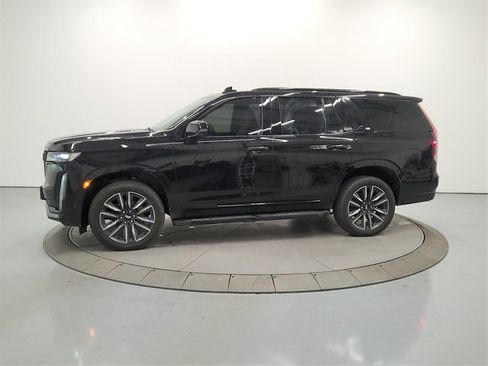 Used 2022 Cadillac Escalade Sport image 4