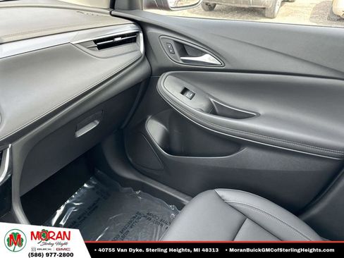 Certified 2024 Buick Encore GX Sport Touring w/ Comfort Package FWD image 31