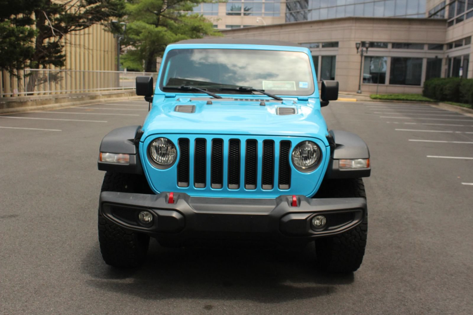 Used 2021 Jeep Wrangler Unlimited Rubicon w/ Safety Group AWD/4WD image 3