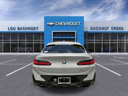 Used 2023 BMW X4 xDrive30i w/ M Sport Package AWD/4WD image 7