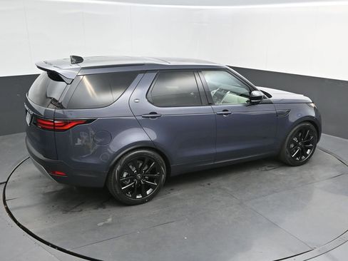 New 2026 Land Rover Discovery S AWD/4WD image 32