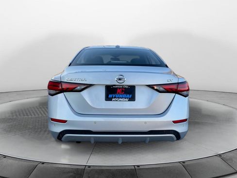 Used 2023 Nissan Sentra SV image 4