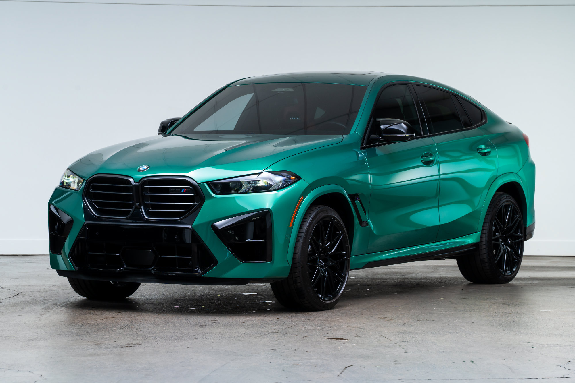 Used 2024 BMW X6 M Competition w/ Executive Package AWD/4WD image 4