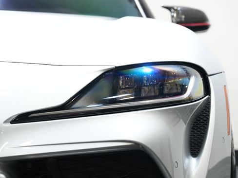 Used 2021 Toyota Supra Premium w/ Driver Assist Package image 10