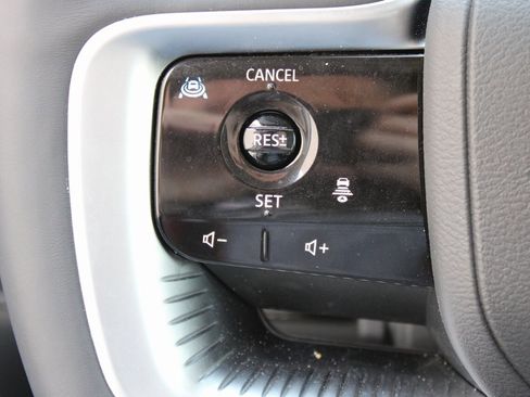 Used 2025 INFINITI QX80 Luxe w/ Cargo Package image 14