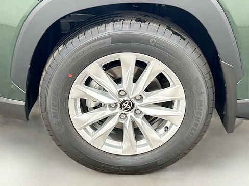 New 2026 Toyota Corolla Cross LE FWD image 8