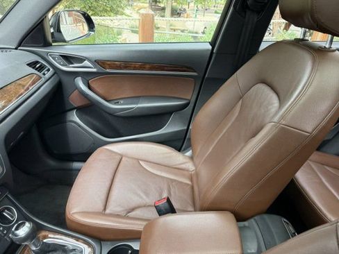 Used 2018 Audi Q3 2.0T Premium w/ Convenience Package FWD image 32