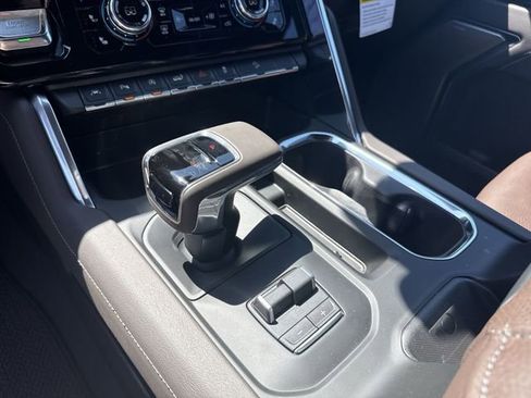 New 2026 GMC Sierra 1500 Denali w/ Denali Reserve Package AWD/4WD image 19