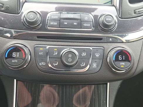 Used 2018 Chevrolet Impala Premier w/ Premier Confidence Package image 29