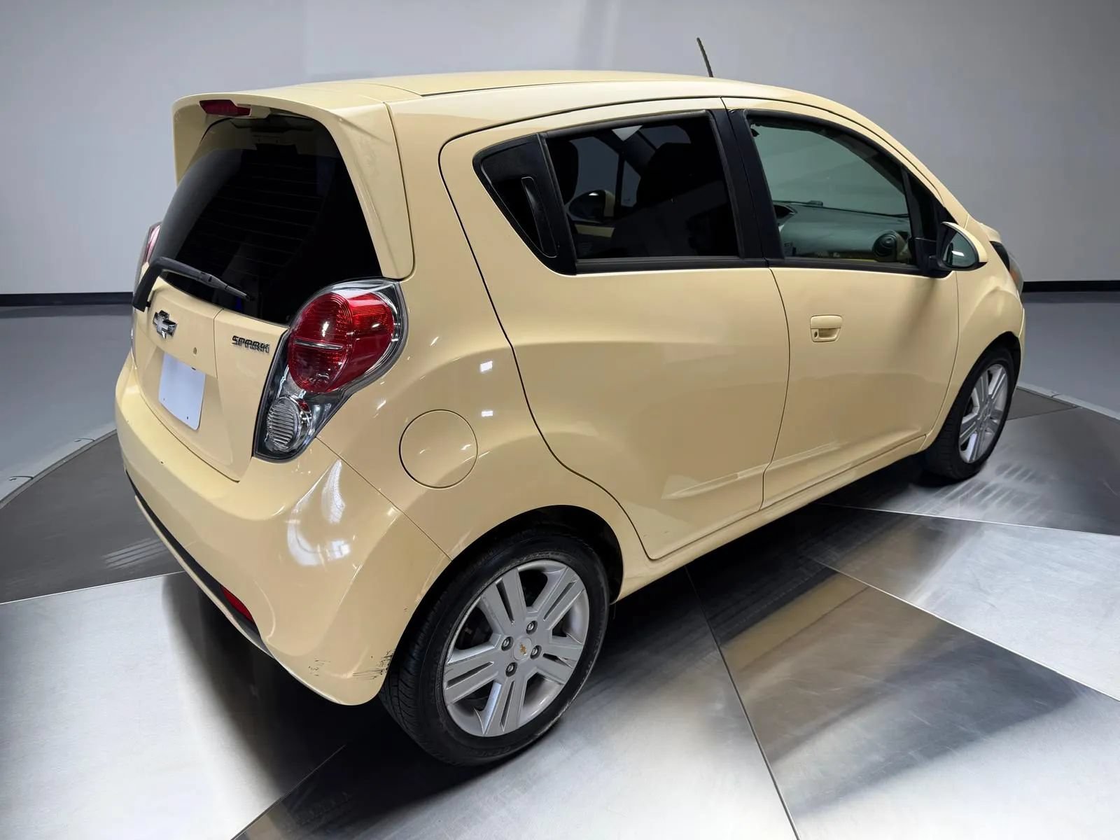 Used 2014 Chevrolet Spark LS FWD image 2
