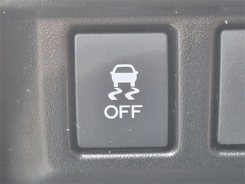 Used 2023 Subaru Impreza 2.0i Sport image 8