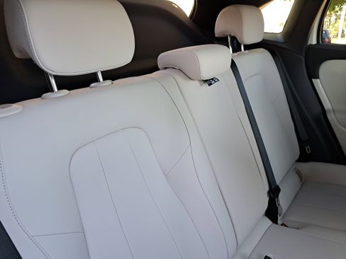 New 2026 Mercedes-Benz GLA 250 image 12