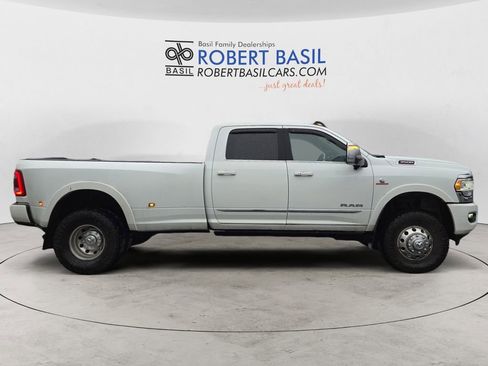 Used 2023 RAM 3500 Limited image 6