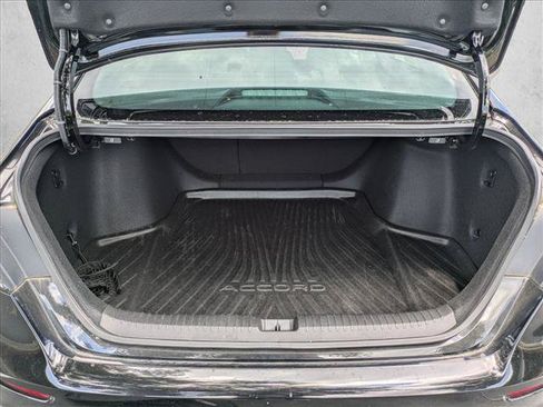 Used 2023 Honda Accord Sport image 6