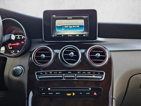 Used 2018 Mercedes-Benz GLC 300 image 13