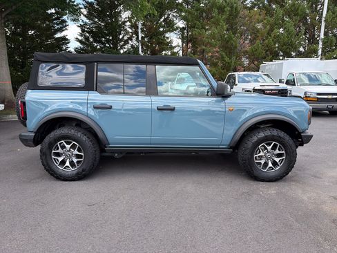 Used 2023 Ford Bronco Badlands AWD/4WD image 11
