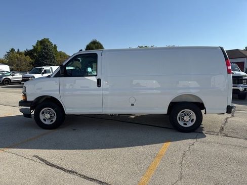 New 2025 Chevrolet Express 3500 w/ Driver Convenience Package RWD image 2