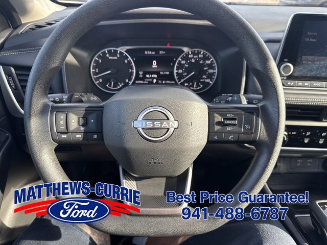 Used 2025 Nissan Rogue S FWD image 16