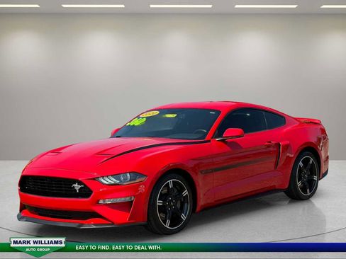Used 2020 Ford Mustang GT Premium w/ Equipment Group 401A RWD image 4