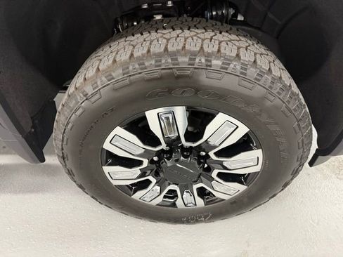 New 2026 GMC Sierra 3500 Denali w/ Denali Reserve Package image 4