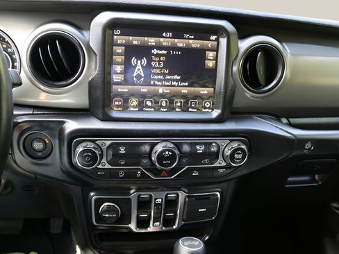Used 2021 Jeep Wrangler Unlimited Sport w/ Sun And Sound Package AWD/4WD image 24