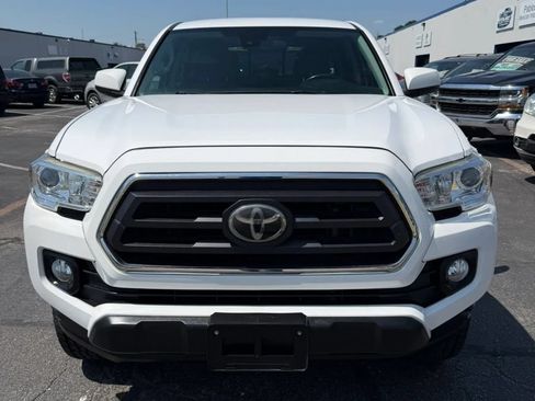Used 2021 Toyota Tacoma SR5 w/ SR5 Appearance Package (SM) RWD image 8