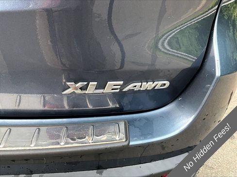 Used 2014 Toyota Highlander XLE AWD/4WD image 8