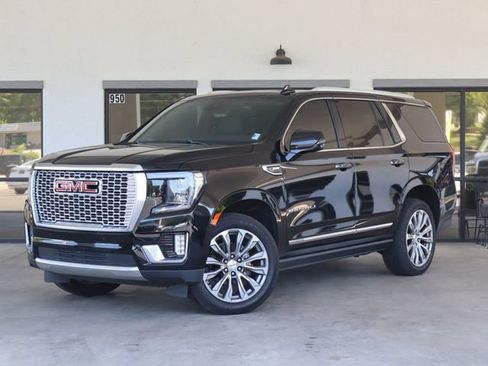 Used 2021 GMC Yukon Denali w/ Denali Premium Package AWD/4WD image 1