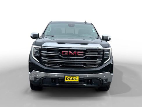 New 2026 GMC Sierra 1500 SLT w/ SLT Premium Plus Package image 8