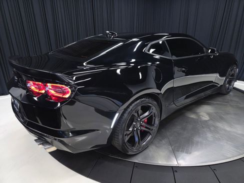 Used 2022 Chevrolet Camaro SS RWD image 47