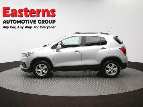Used 2018 Chevrolet Trax LT w/ LT Convenience Package AWD/4WD image 58