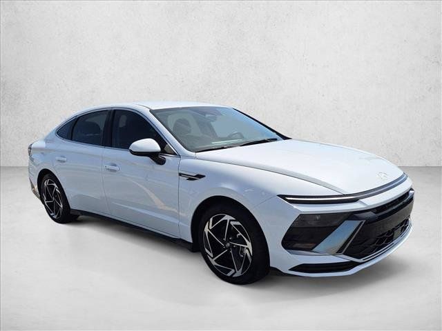 Certified 2026 Hyundai Sonata SEL FWD image 3
