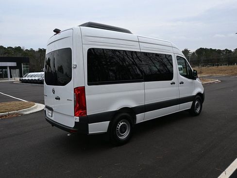 Used 2024 Mercedes-Benz Sprinter 2500 image 23