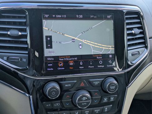 Used 2020 Jeep Grand Cherokee Summit w/ Platinum Series Group image 24