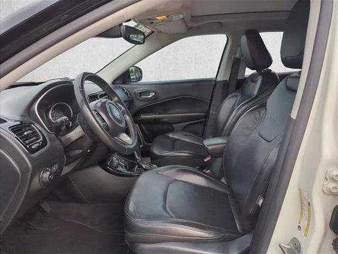 Used 2018 Jeep Compass Limited AWD/4WD image 17