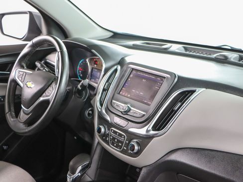 Used 2023 Chevrolet Equinox LT image 25