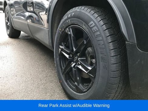 Certified 2024 Chevrolet Blazer LT w/ Convenience Package image 12