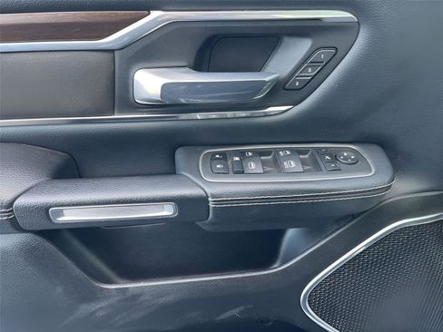 Used 2022 RAM 1500 Laramie image 25